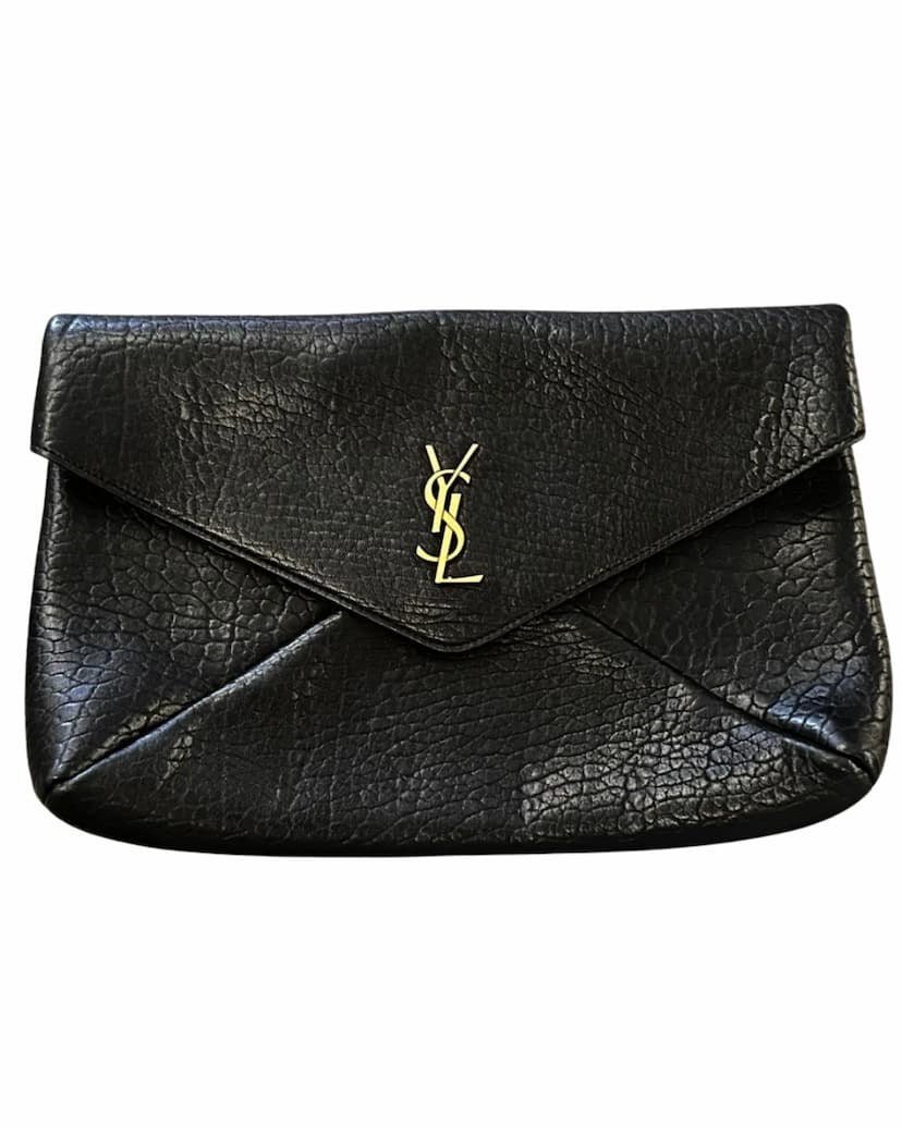 Casandre Large Leather Pouch in black | Lamb Skin