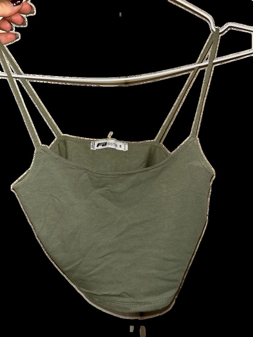 Bluze e shkurter(crop) masa S NewYorker